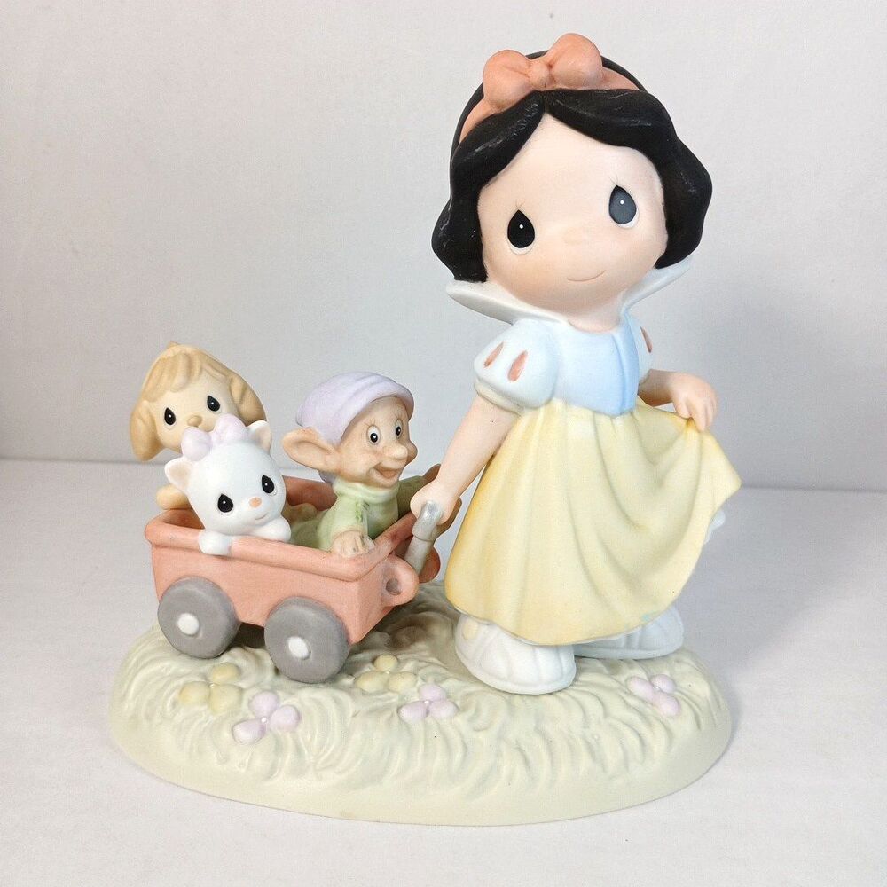 2006 Precious Moments Snow White Heigh Ho It's Off To Play We Go Figurine 630038